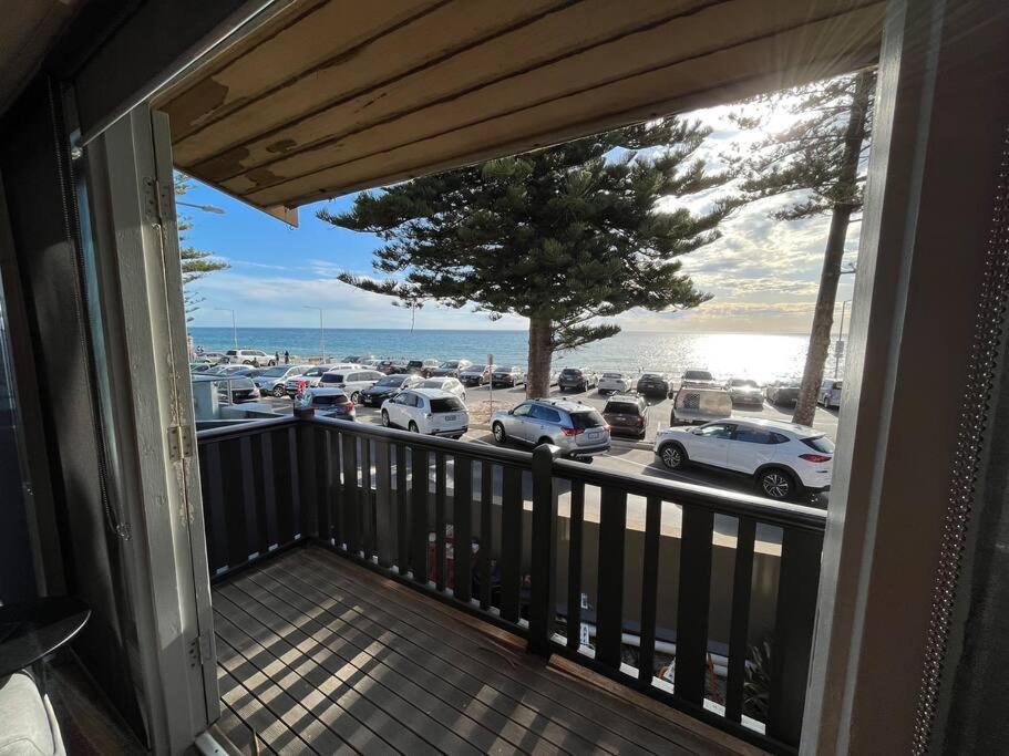 Rawsons Shack Beachfront Unit Suits Single Or Couple Henley Beach South Dış mekan fotoğraf