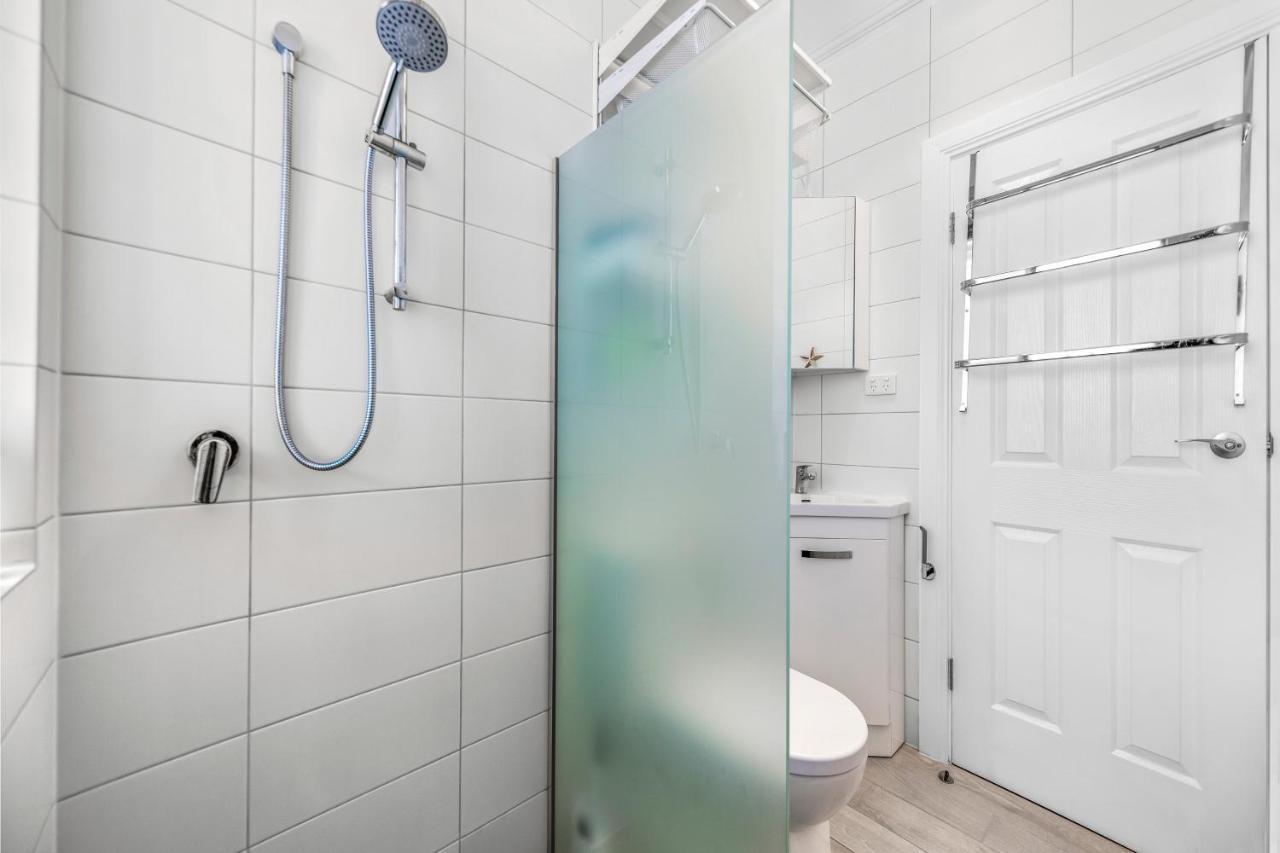 Rawsons Shack Beachfront Unit Suits Single Or Couple Henley Beach South Dış mekan fotoğraf